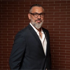 Roberto E. González Co fundador de Osintomático Roberto E. González Co fundador de Osintomático